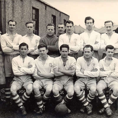 Ronald Walker with football team