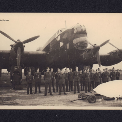 Halifax Mk 2 with aircrew and ground crew