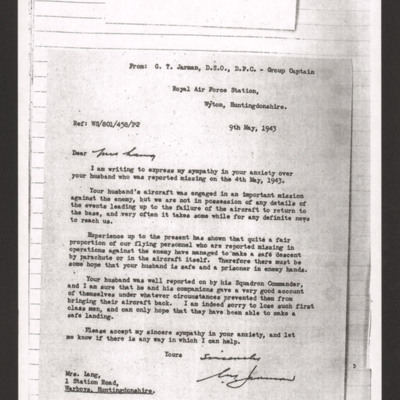 Letter to Alastair Lang&#039;s wife from station commander RAF Wyton