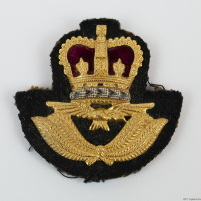 RAF Officer&#039;s cap badge