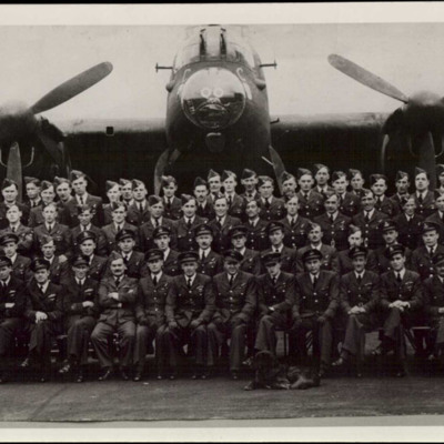97 and 83 Squadron aircrew in front of Lancaster