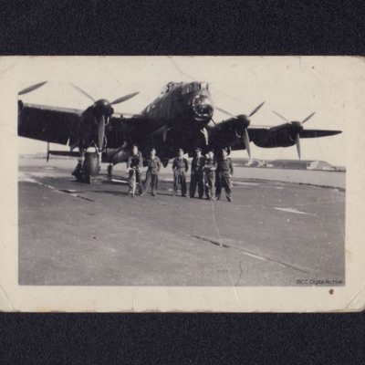 Ted Thornhill, Crew and Lancaster