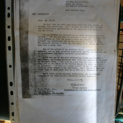 Letter to Keith Thiele&#039;s father from officer commanding 122 Wing