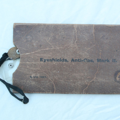 Anti-gas eye shields